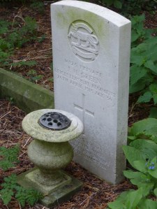 CWGC grave of John Henry Green in Catthorpe Churchyard